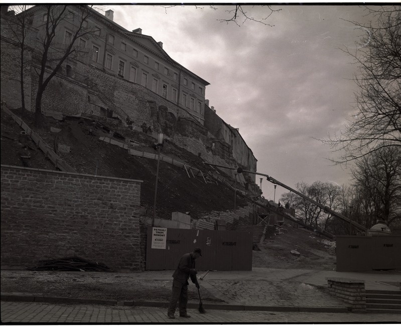 Tallinn. Patkuli trepi remont. Vaade Nunne tänavalt