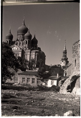Aleksander Nevski katedraal, vaade Taani kuninga aiast.  similar photo