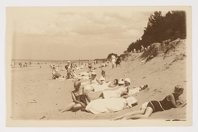 Narva-jõesuu sea beach