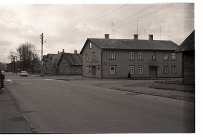Vaade J. Tompi t. ja R. Tobiase t. nurgale  duplicate photo
