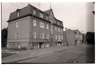 Kolmekordne puuhoone J. Tompi t. 20  duplicate photo