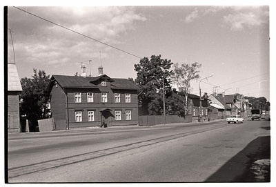 Tallinn. Pärnu mnt. ja Matrossovi t. nurk  similar photo