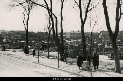 Koristatud varemed Karlova linnaosas.  duplicate photo