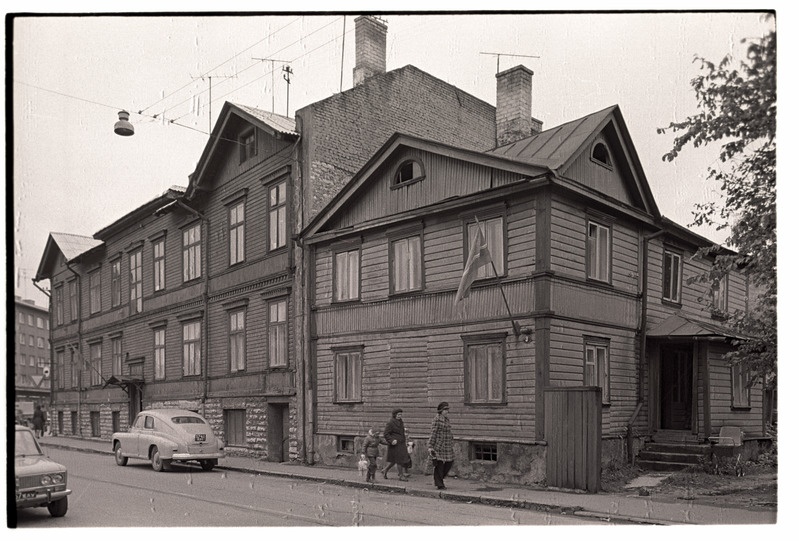 Tallinn. Puuhooned Gogoli t. 1 ja 3