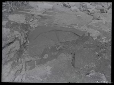 Pirita kloostri väljakaevamised. Vaade kaevendile, esiplaanil käärkambri müürikivis leitud käepesunõu  similar photo