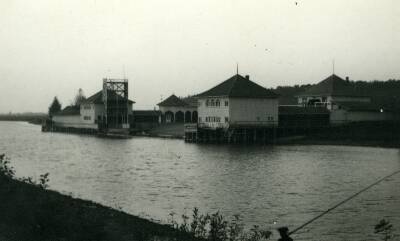 Swimming pool (arh. A. MAtteus): general view. Tartu, 1930s.