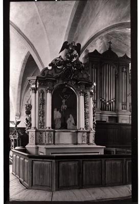 Altar ja orel Rootsi-Mihkli kirikus  duplicate photo