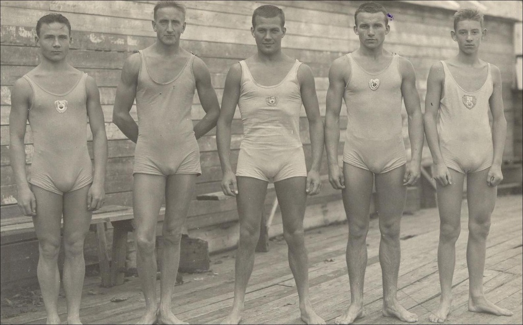 Group of athletes in the Tartu Uye