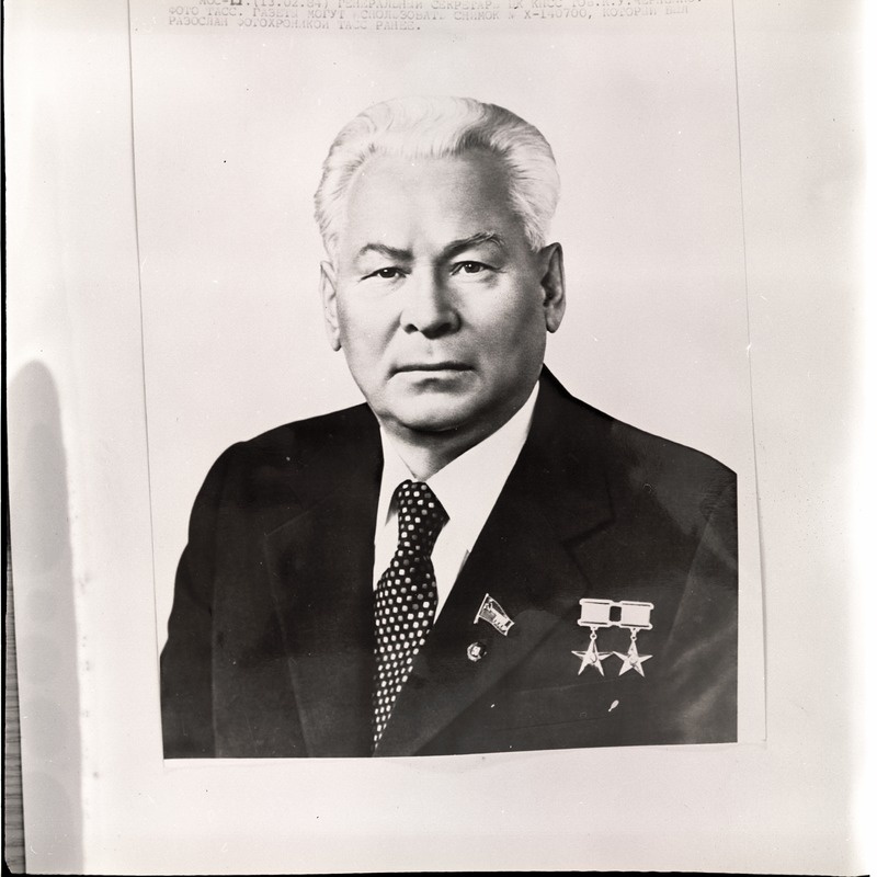 Konstantin Ustinovitš Tšernenko