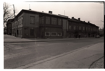 Hooned Uus-Sadama ja Narva maantee nurgal, vaade Uus-Sadama tänava poolt.  duplicate photo