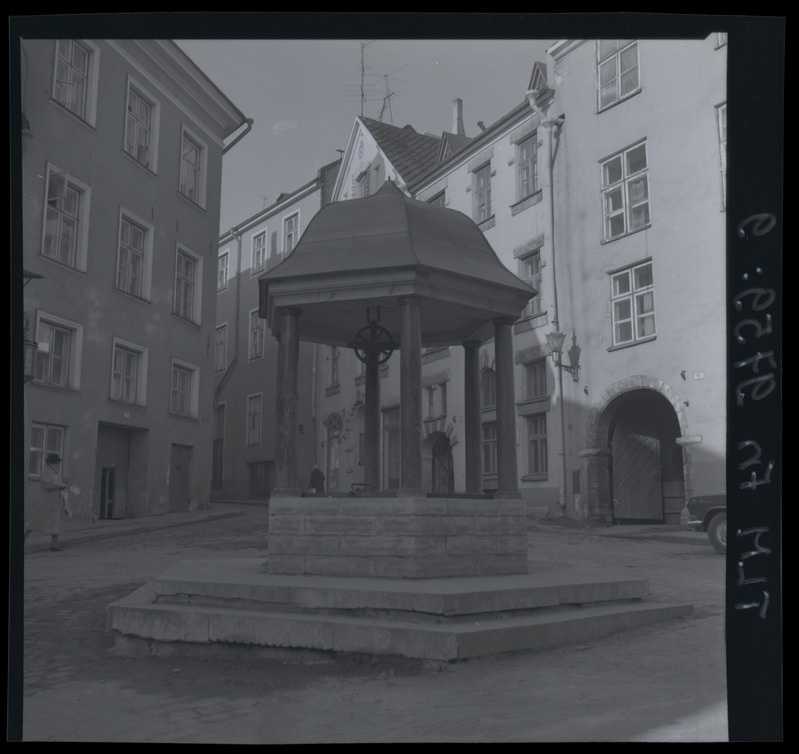 Kaev Rataskaevu tänaval