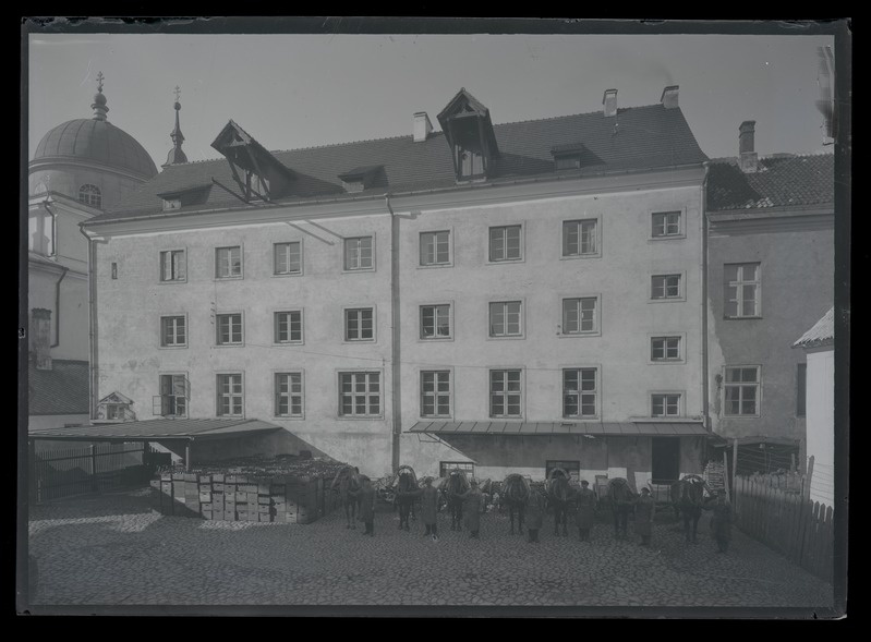 Saku Õlletehase villimise maja Tallinnas Nooruse tänaval.