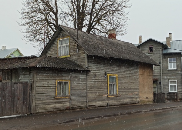 Vaba 18. Tartu, 1990. Foto: Harri Duglas. rephoto