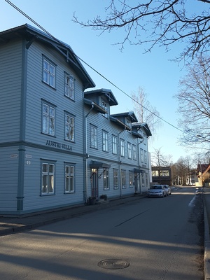 Location of Pärnu Tuberculosis Dispanzer in an old wooden building, Roosi Street 3 rephoto