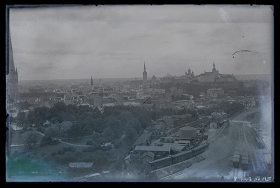 Tallinn. Vaade Toompea suunas Elektrijaama korstnalt  duplicate photo