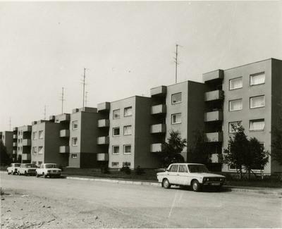 Kirovi NKK kooperatiivelamud, vaade elamureale. Arhitekt Rein Hansberg  similar photo