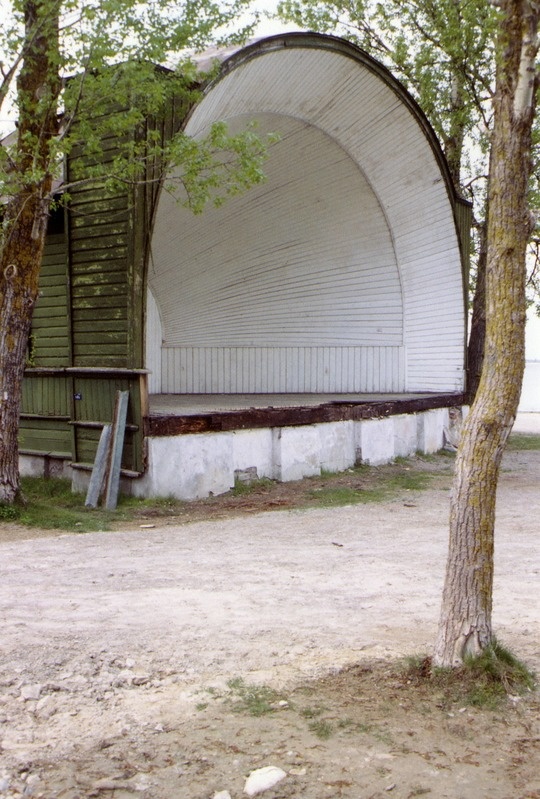 Haapsalu kuursaali kõlakoda