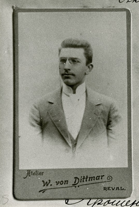 Karl Burman, portreefoto