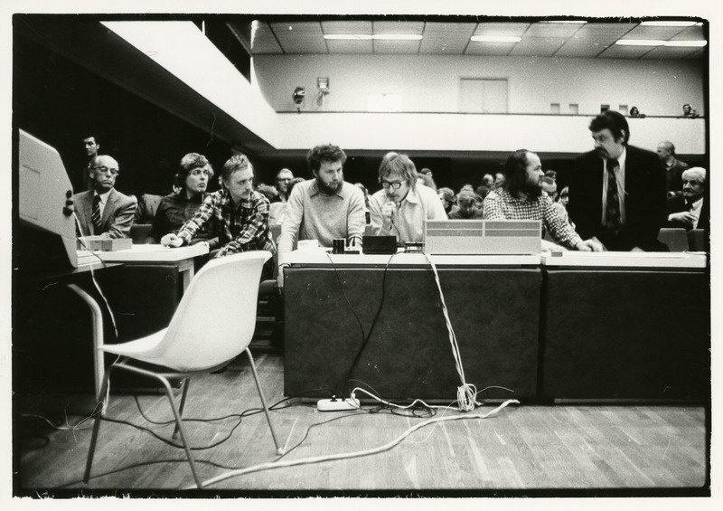 Tallinna seminar 25.-26.04.1980. Esireas vasakult: Lennart Meri, Jüri Renter, Koit Komissarov, Tiit Kaljundi, Ignar Fjuk, Leonhard Lapin ja Mati Unt