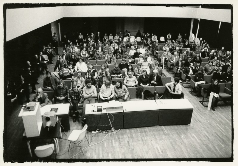 Tallinna seminar 25.-26.04.1980. Esireas vasakult: Lennart Meri, Jüri Renter, Koit Komissarov, Tiit Kaljundi, Ignar Fjuk, Leonhard Lapin ja Mati Unt