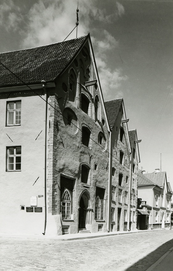 Kolm õde elamukompleks, fassaadivaade