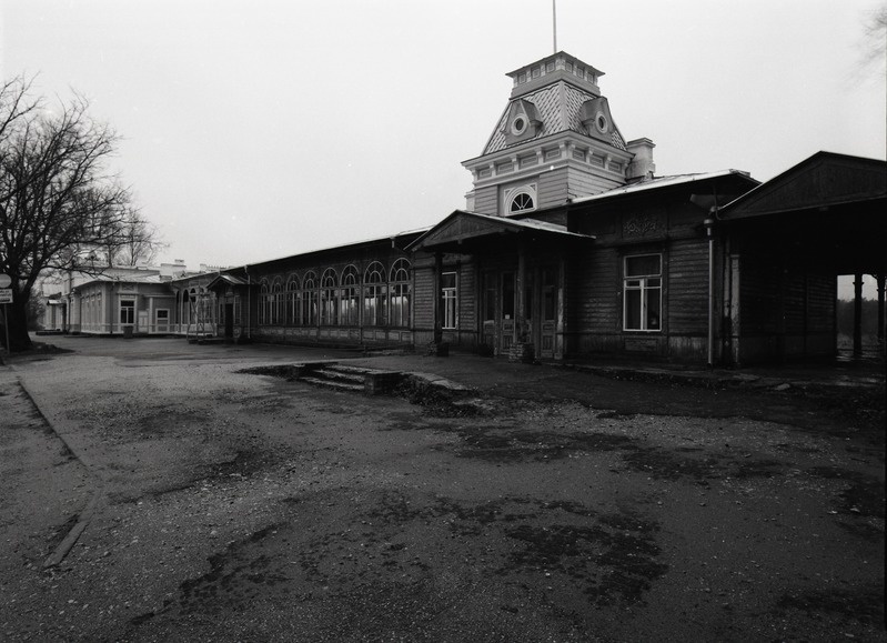 Haapsalu raudteejaam, 4 vaadet hoonele. Arhitekt K. Verheim