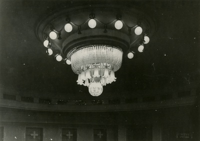 Teter Estonia, vaade laelühtrile. Arhitektid Armas Lindgren, Wivian Lönn  duplicate photo