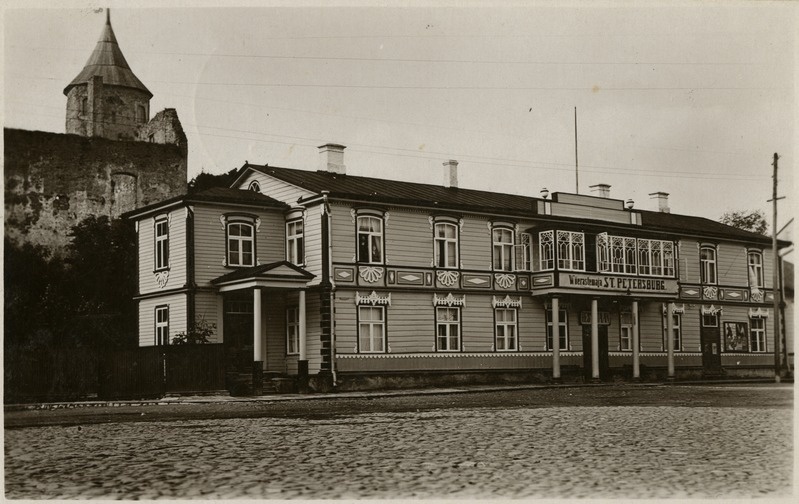 Hotell St. Petersburg Haapsalus, hoone vaade