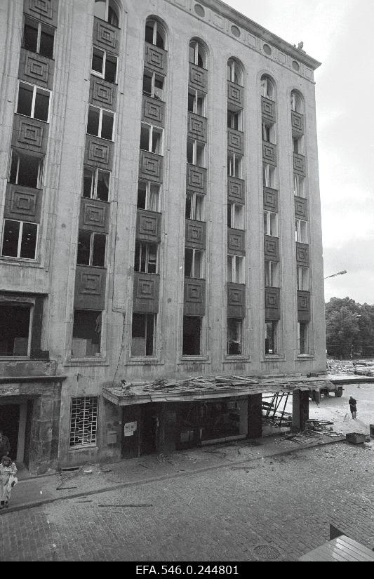 View after the bomb explosion in the Freedom Square.