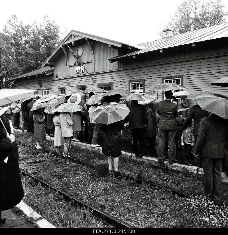 Opening of the memorial to the deported Võru Railway Station.