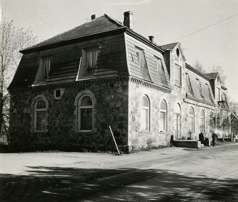 Laekvere kauplusehoone, vaade