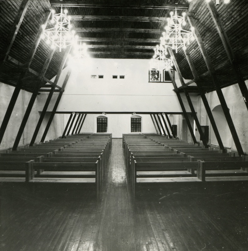 Luunja klubi kinosaal, interjööri vaade. Arhitektid Taimi Rõuk, Tiiu Pai