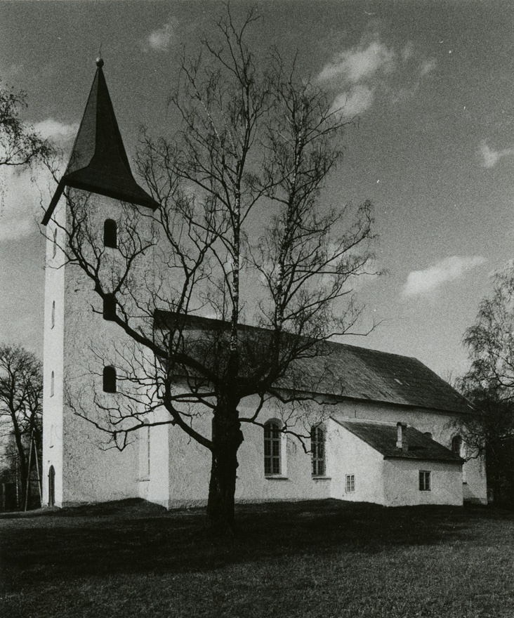 Rõuge Maarja kirik, vaade lõunast