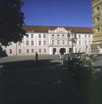 Ensv Minist Council building (Toompea Castle).  similar photo