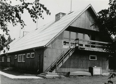 Kullimänniku puhkebaas, nurgavaade. Arhitekt Maara Metsal  similar photo
