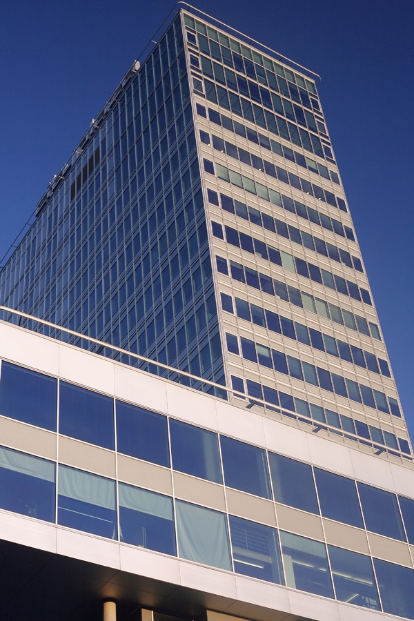 City Plaza, detail. Arhitektid Andres Alver, Tiit Trummal, Tarmo Laht, Indrek Rünkla, Martin Melioranski, Ulla Mets