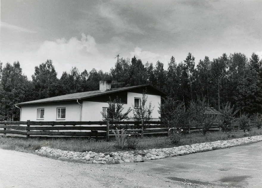 Elamugrupp Põlva KEK-is, vaade eramule