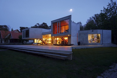 Villa Lokaator Paldiskis, öine vaade. Head Arhitektid: Siiri Vallner, Indrek Peil  duplicate photo