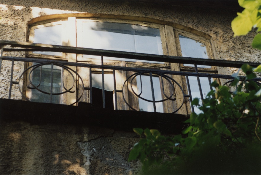 Elamu Tallinnas, detail fassaadilt