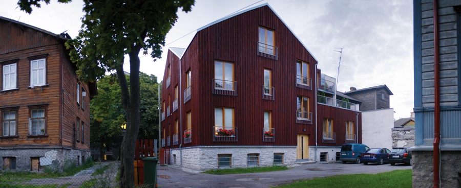 Korterelamu Kalamajas Vabriku 33, vaade hoonele. KOKO Arhitektid: Raivo Kotov, Tõnis Kimmel