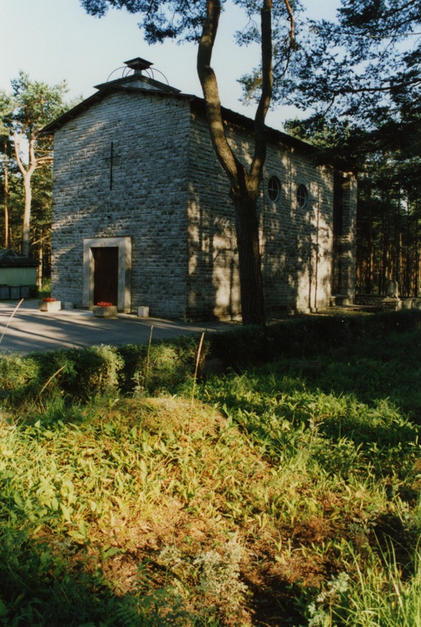 Liiva kalmistu kabel, nurgavaade. Arhitekt Herbert Johanson