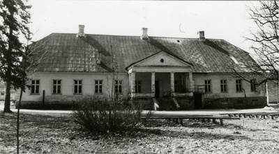 Põlgaste mõisa peahoone, esifassaadi vaade  duplicate photo