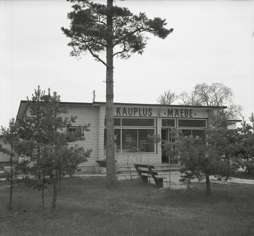 Mäebe kauplus, vaade