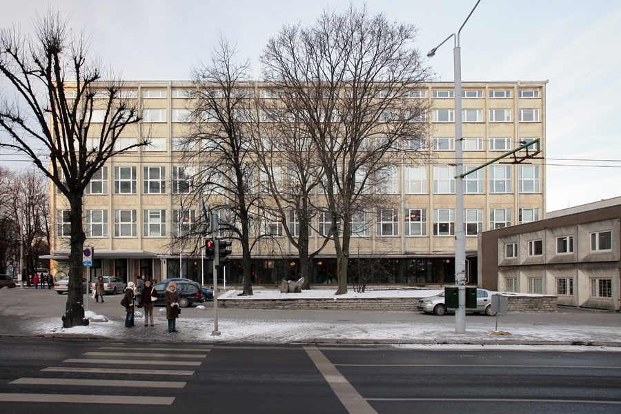 Akadeemiline raamatukogu, vaade hoonele. Arhitektid Uno Tölpus, Paul Madalik