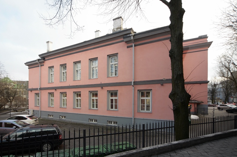 Tallinna Keskraamatukogu ja endine seltsihoone, vaade hoovist. Eskiis: Mihhail Preobraženski, projekt: Rudolf Knüpffer