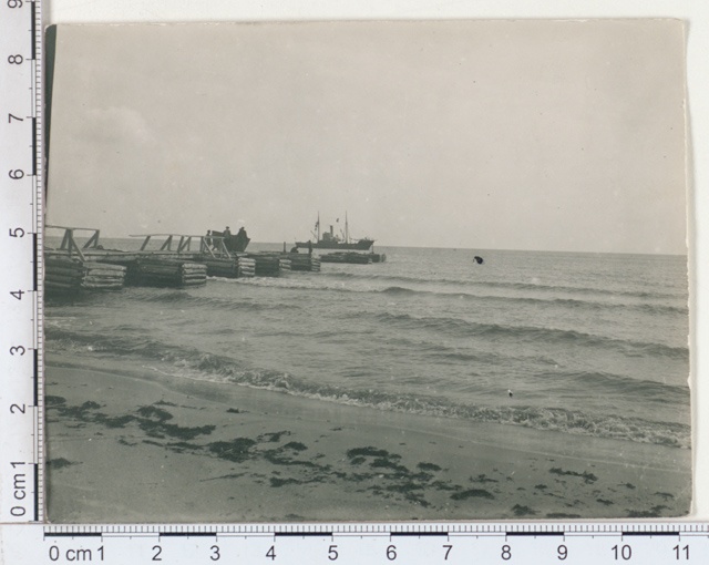 Port bridge in the east coast, bridge steam "Sekstant", Ruhnu