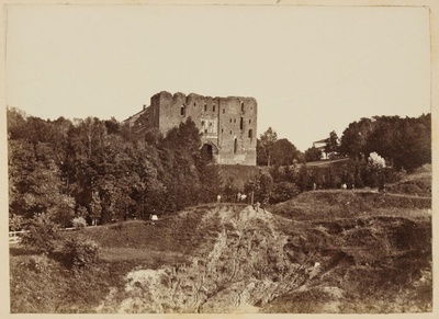 Ruins of Tartu Toomkirik from Toomeoru  similar photo