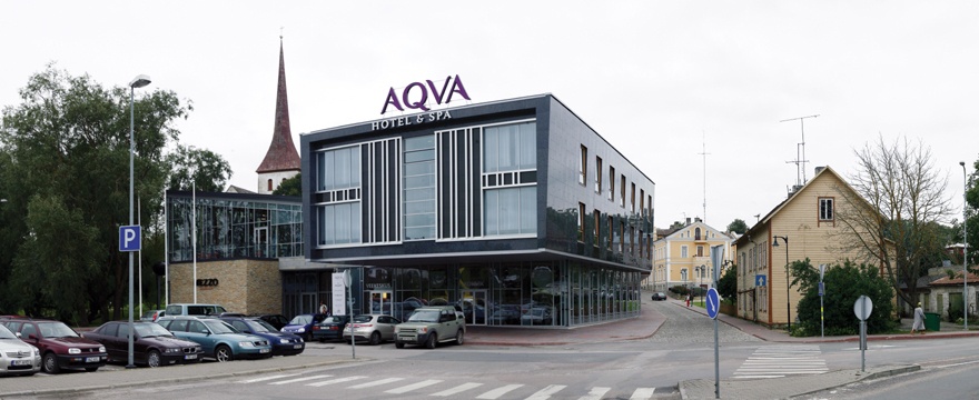 AQVA hotell ja spa Rakveres, vaade hoonele. Arhitektid Mart Kadarik, Anu Tammemägi, Erkki Ristoja, Anu Paeveer