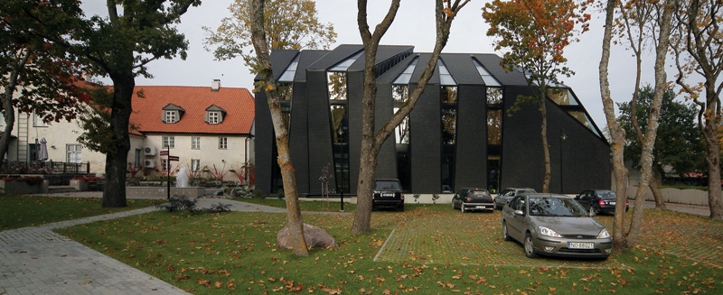 Arensburg Boutique hotell ja spa Kuressaares, vaade hoonele. KOKO Arhitektid: Margit Kärner (Aule), Raivo Kotov, Lea Laidra, sisearhitekt: Liisi Murula