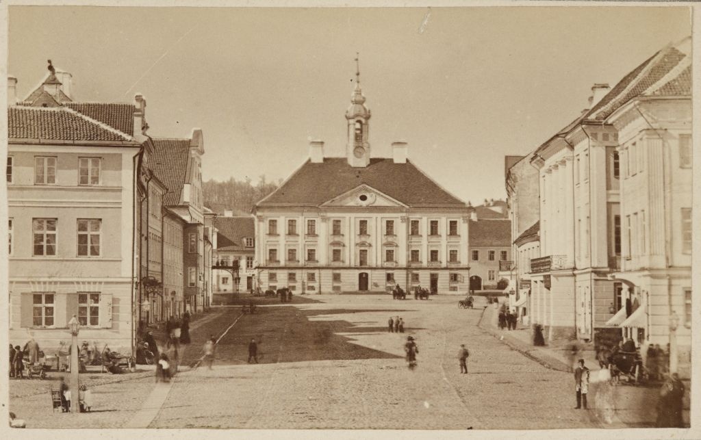 Tartu Raekoja Square and Raekoja by Kivisilla